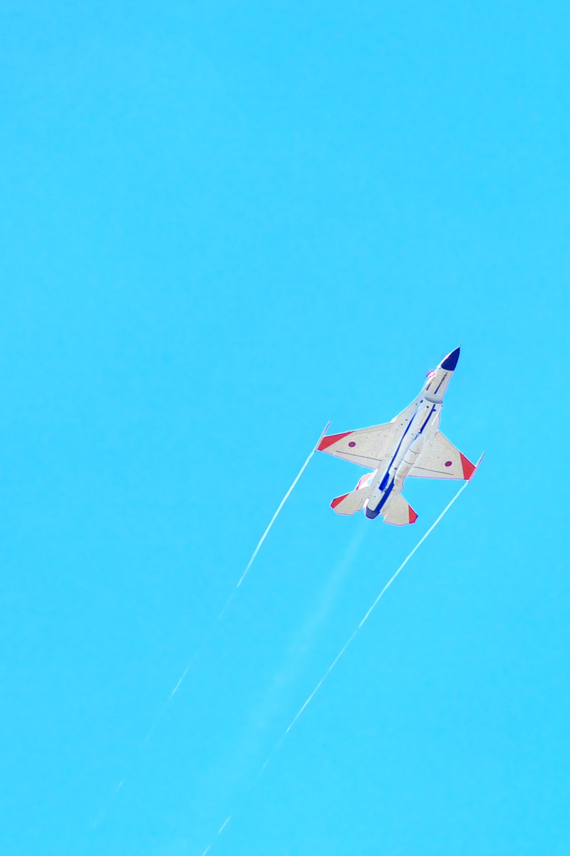 ♪ F-2