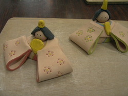 陶芸手びねり体験・・・「お雛様作り」募集