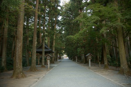 ♪　小国神社