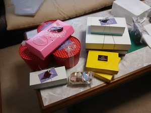 買い出し/クッキー＆チョコ。