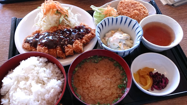 海門（定食屋・中区 幸）【2014年1月閉店】