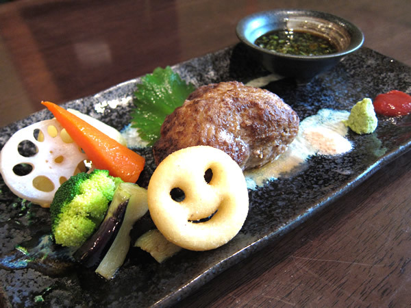 グリーングリーン（GreenGreen）のハンバーグ
