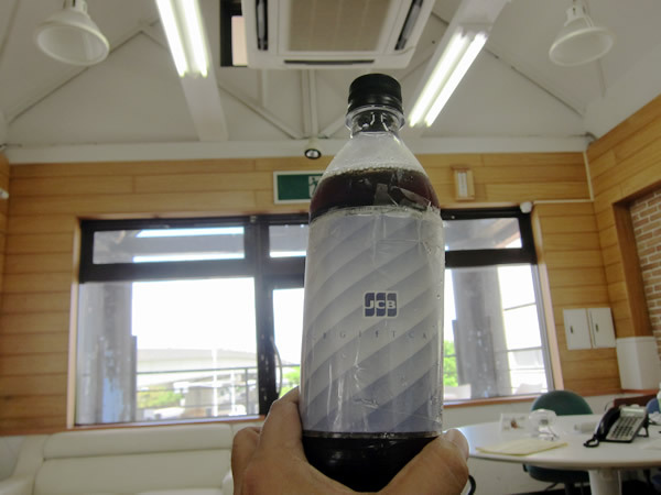 【実話】自販機でコーラ買ったら、千円ついてきたでござる