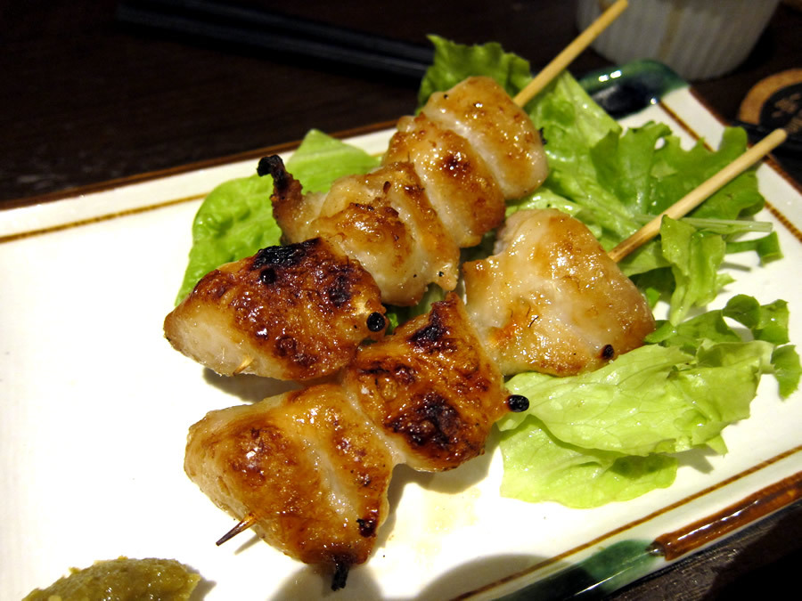 国産地鶏の焼き鳥ダイニング「遊」で、ふらっとフレッシュな鶏を楽しむ