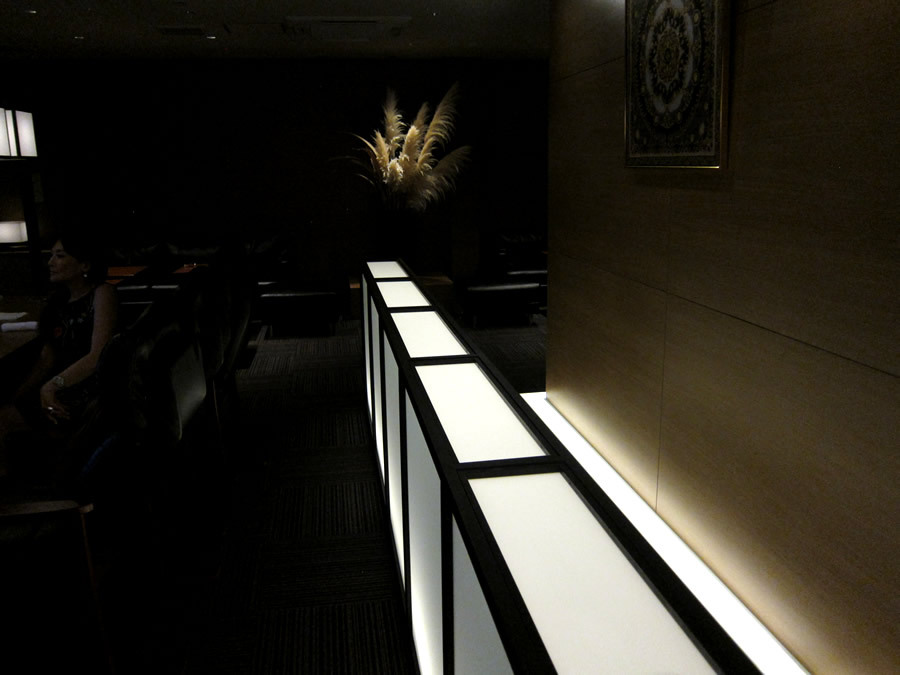 会員制 Bar 楽園