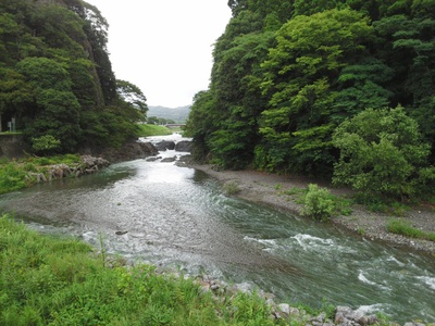 濁流！二俣川の二光滝
