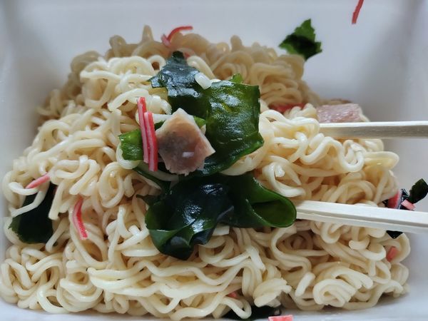 「ペヤング 肉海鮮やきそば]実食！