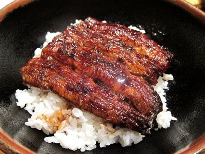 深夜に鰻を食べられる店・鞠屋（まりや）