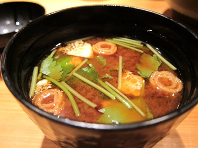 深夜に鰻を食べられる店・鞠屋（まりや）