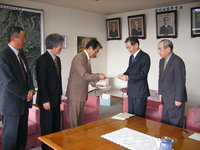 平成２１年度予算要望書提出